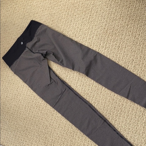 Lululemon wunder under pant striped black tan - Picture 6 of 9